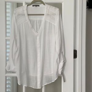 Zac & Rachel semi sheer top NWT